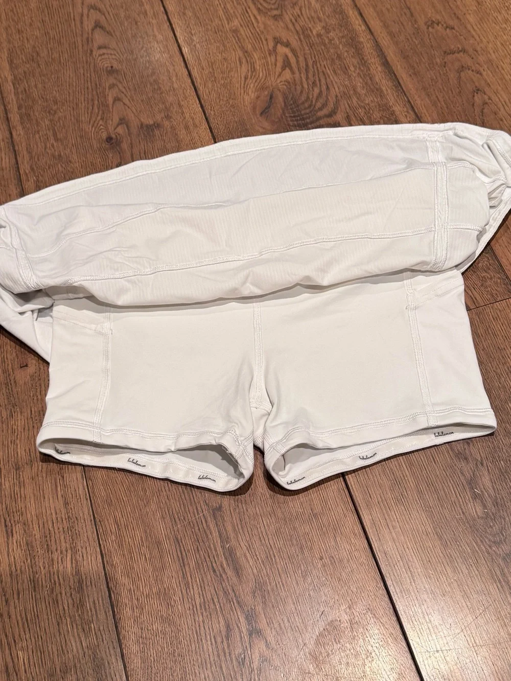 White Lululemon tennis skirt - Mini Skirt with Built-In Shorts